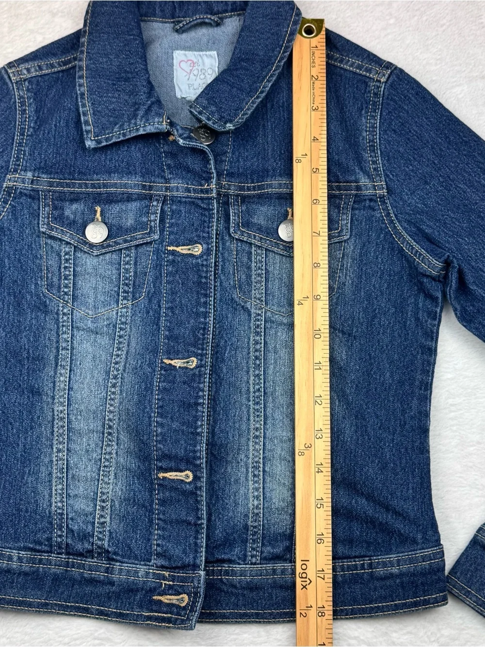 The Children’s Place Denim Jacket. Girls Size L (10/12).